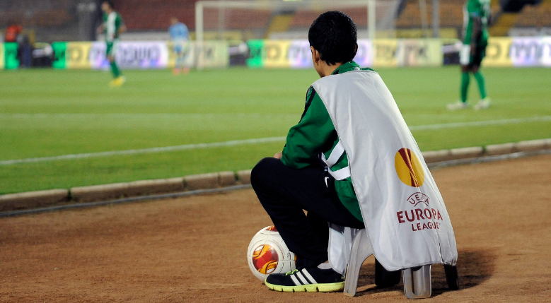 ボールボーイのスーパープレイが勝利の起点に!! ボールボーイのスーパープレイが勝利の起点に!!